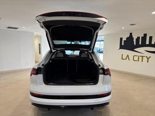 2022 Audi e-tron Sportback S line Premium