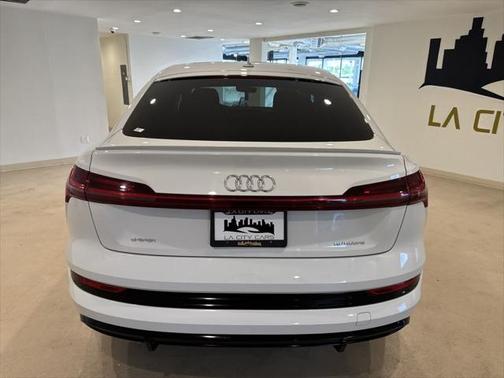 2022 Audi e-tron Sportback S line Premium