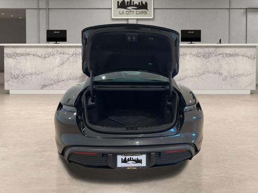 2023 Porsche Taycan Base