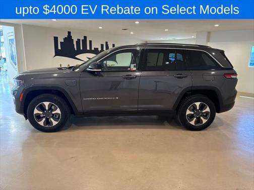 2023 Jeep Grand Cherokee 4xe Base