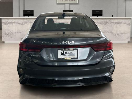 Gravity Gray 2024 Kia Forte LXS