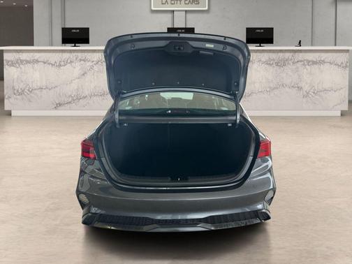 Gravity Gray 2024 Kia Forte LXS