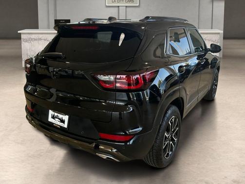 Mosaic Black Metallic 2025 Chevrolet Trailblazer ACTIV