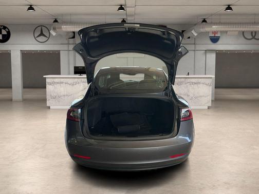 2018 Tesla Model 3 Standard