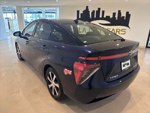 2017 Toyota Mirai Base