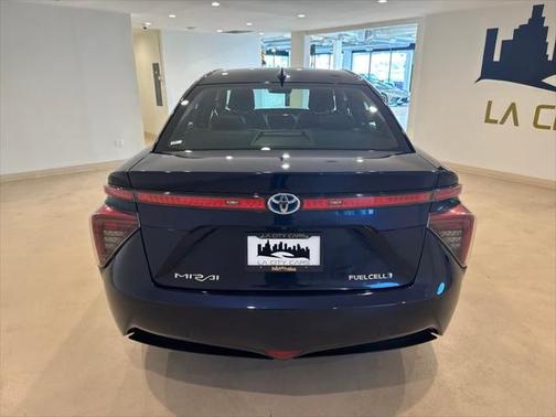 2017 Toyota Mirai Base