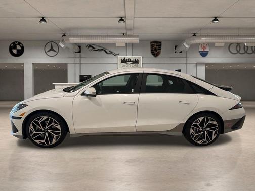 2023 Hyundai IONIQ 6 SEL