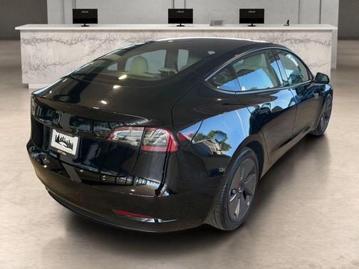 2023 Tesla Model 3 Standard Range