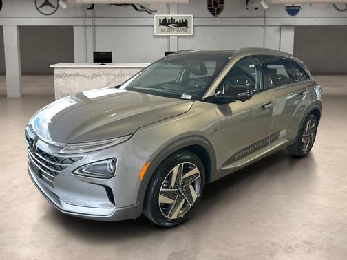 Shimmering Silver 2022 Hyundai NEXO Limited