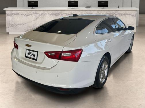 Summit White 2022 Chevrolet Malibu 1LS