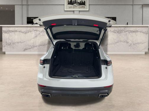 2023 Porsche Cayenne Cayenne
