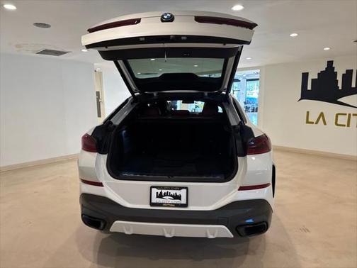 2022 BMW X6 xDrive40i