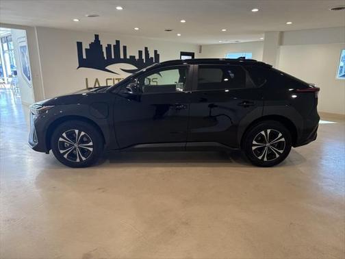 2023 Toyota bZ4X XLE
