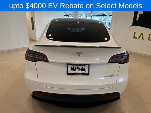 2022 Tesla Model Y Performance Dual Motor All-Wheel Drive