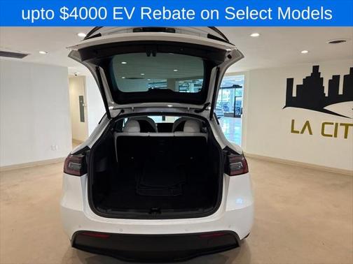 2022 Tesla Model Y Performance Dual Motor All-Wheel Drive