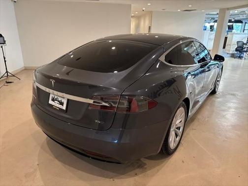 2018 Tesla Model S 75D