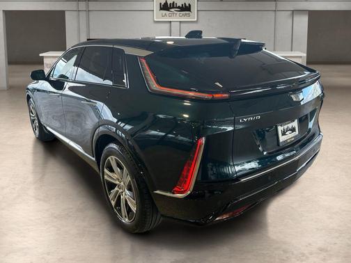 Emerald Lake Metallic 2024 Cadillac LYRIQ Tech