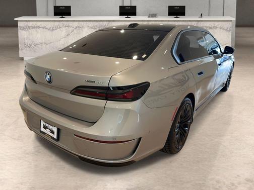 2024 BMW i7 eDrive50