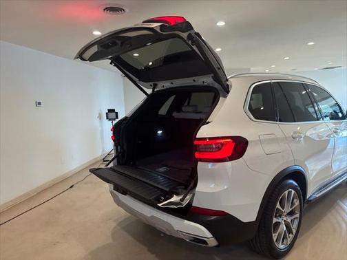 2023 BMW X5 sDrive40i