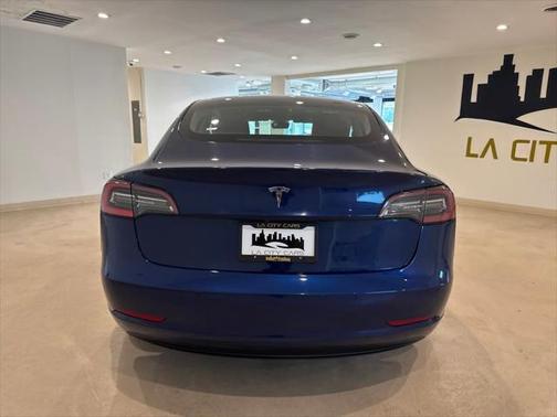 2022 Tesla Model 3 Standard Range