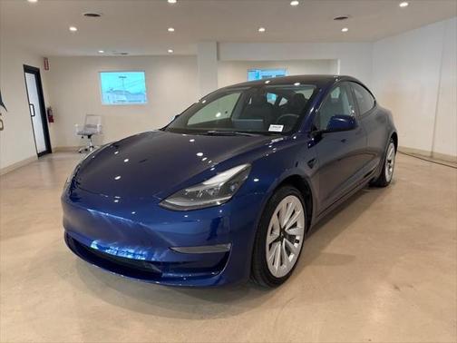 2022 Tesla Model 3 Standard Range