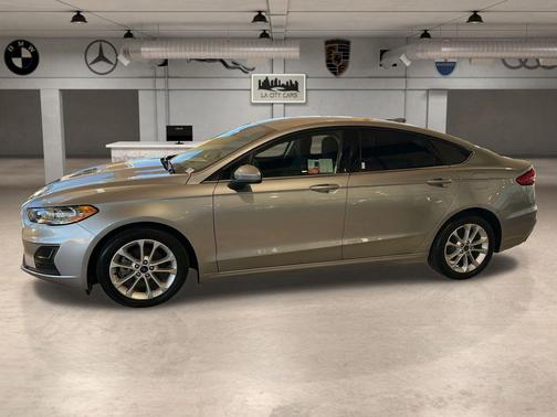 2020 Ford Fusion Hybrid SE
