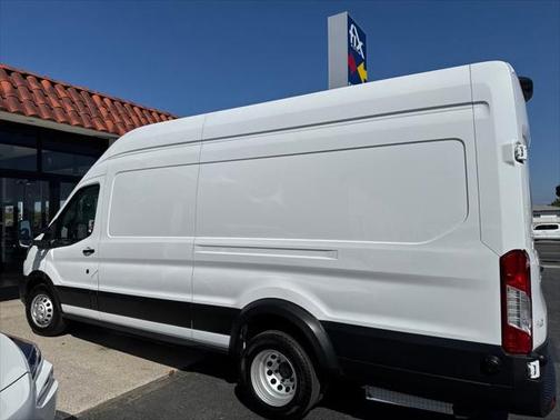 2022 Ford Transit-350 Base