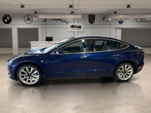 2018 Tesla Model 3 Long Range