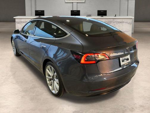 2019 Tesla Model 3 Standard Range