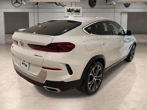 2022 BMW X6 xDrive40i