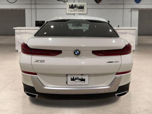 2022 BMW X6 xDrive40i