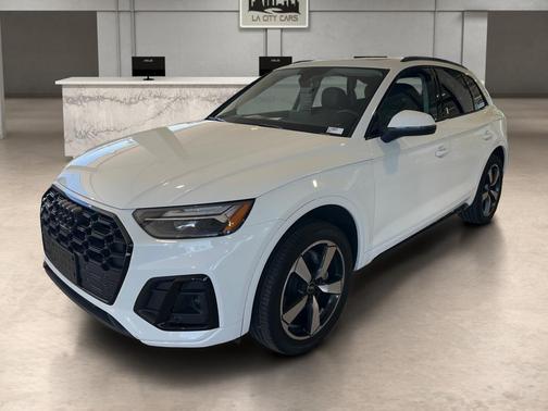 2023 Audi Q5 45 S line Premium Plus