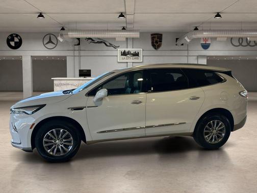 Summit White 2022 Buick Enclave FWD Essence