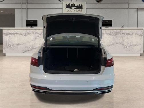 2022 Audi A4 45 S line Premium Plus
