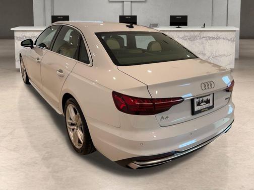 2022 Audi A4 45 S line Premium Plus