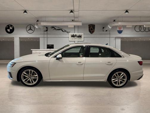 2022 Audi A4 45 S line Premium Plus
