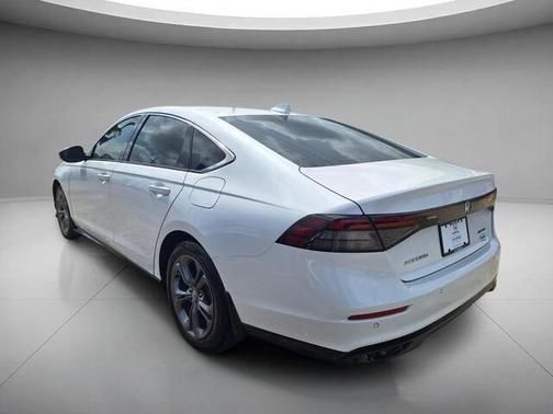 Platinum White Pearl 2023 Honda Accord Hybrid EX-L