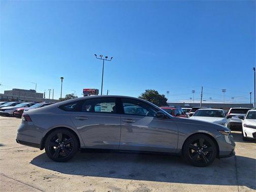 2025 Honda Accord Hybrid Base