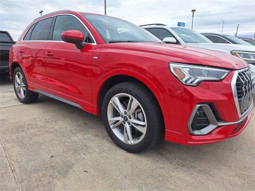 2023 Audi Q3 Premium 45 TFSI S line quattro Tiptronic