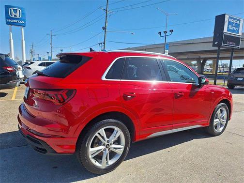 2023 Audi Q3 Premium 45 TFSI S line quattro Tiptronic