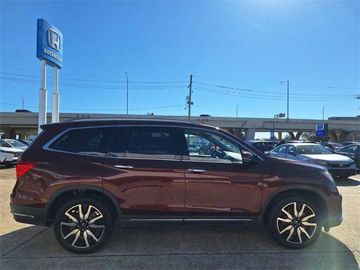 2021 Honda Pilot Touring 8-Passenger