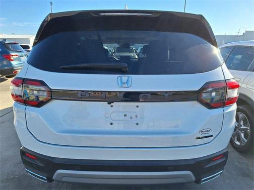 2024 Honda Pilot Touring 8-Passenger