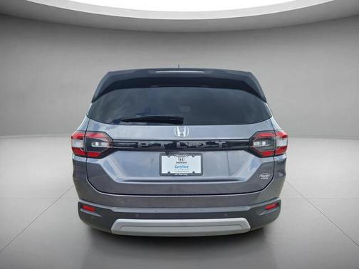 Modern Steel Metallic 2025 Honda Pilot EX-L