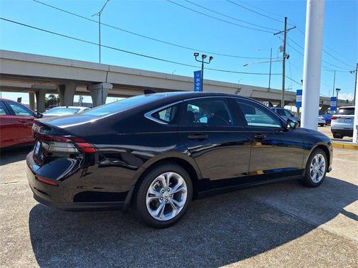 2025 Honda Accord LX 1.5T