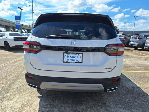 2025 Honda Pilot Touring 8-Passenger