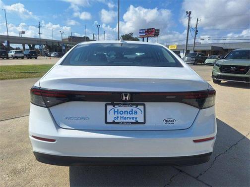 2025 Honda Accord LX 1.5T