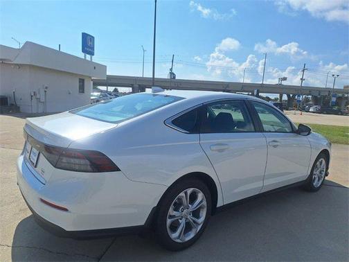 2025 Honda Accord LX 1.5T