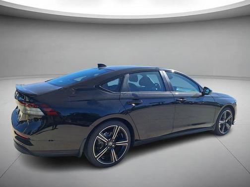 Crystal Black Pearl 2026 Honda Accord Hybrid Sport