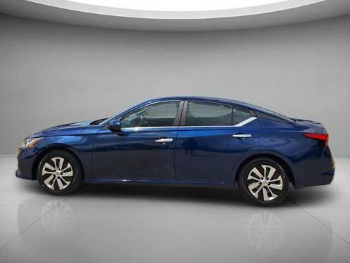 Deep Blue Pearl 2019 Nissan Altima 2.5 S
