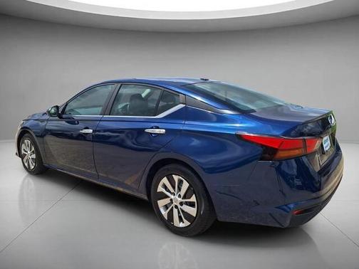 Deep Blue Pearl 2019 Nissan Altima 2.5 S